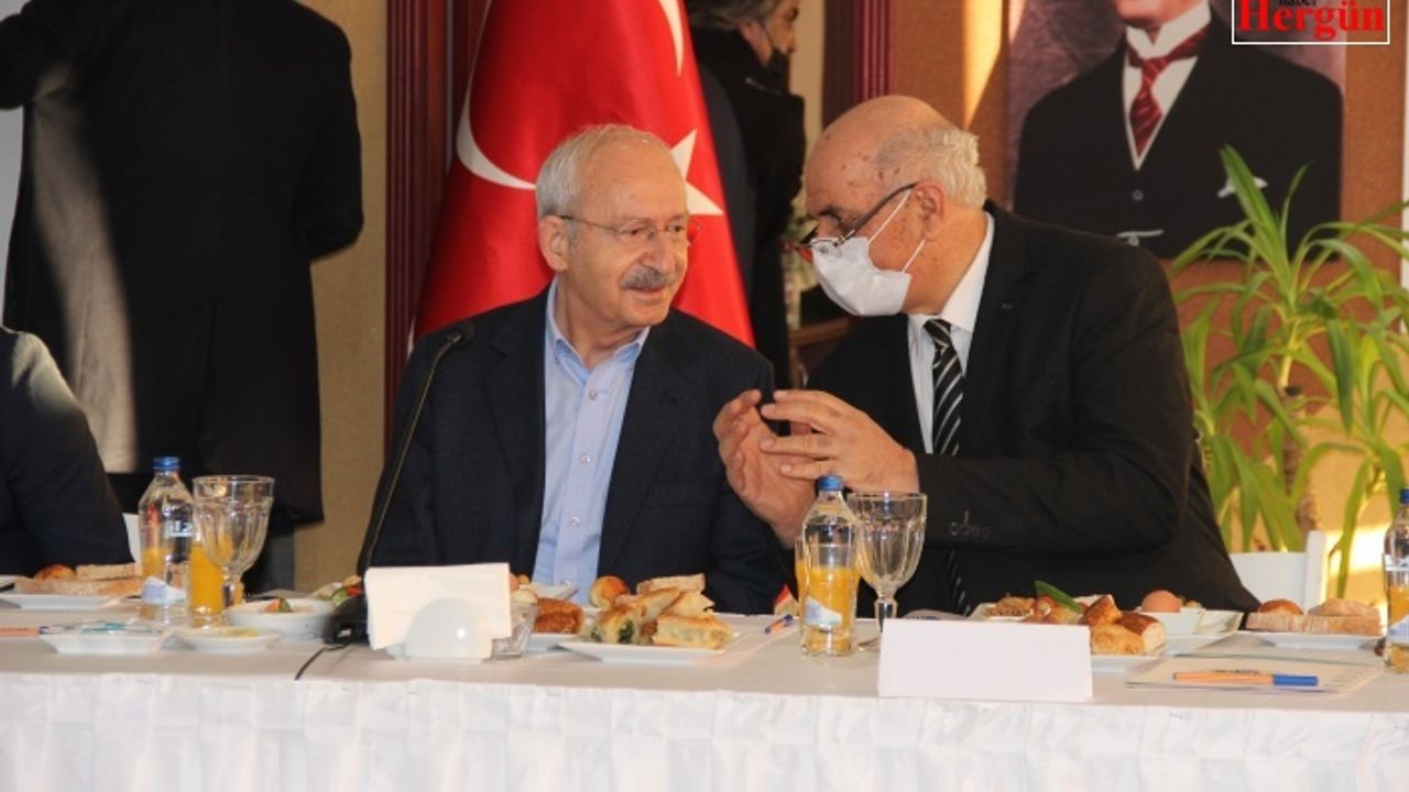 Kılıçdaroğlu hal esnafı ile bir araya geldi
