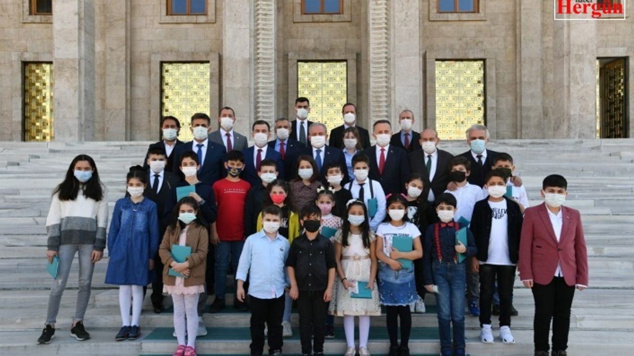 TBMM Başkanı Şentop çocukları kabul etti