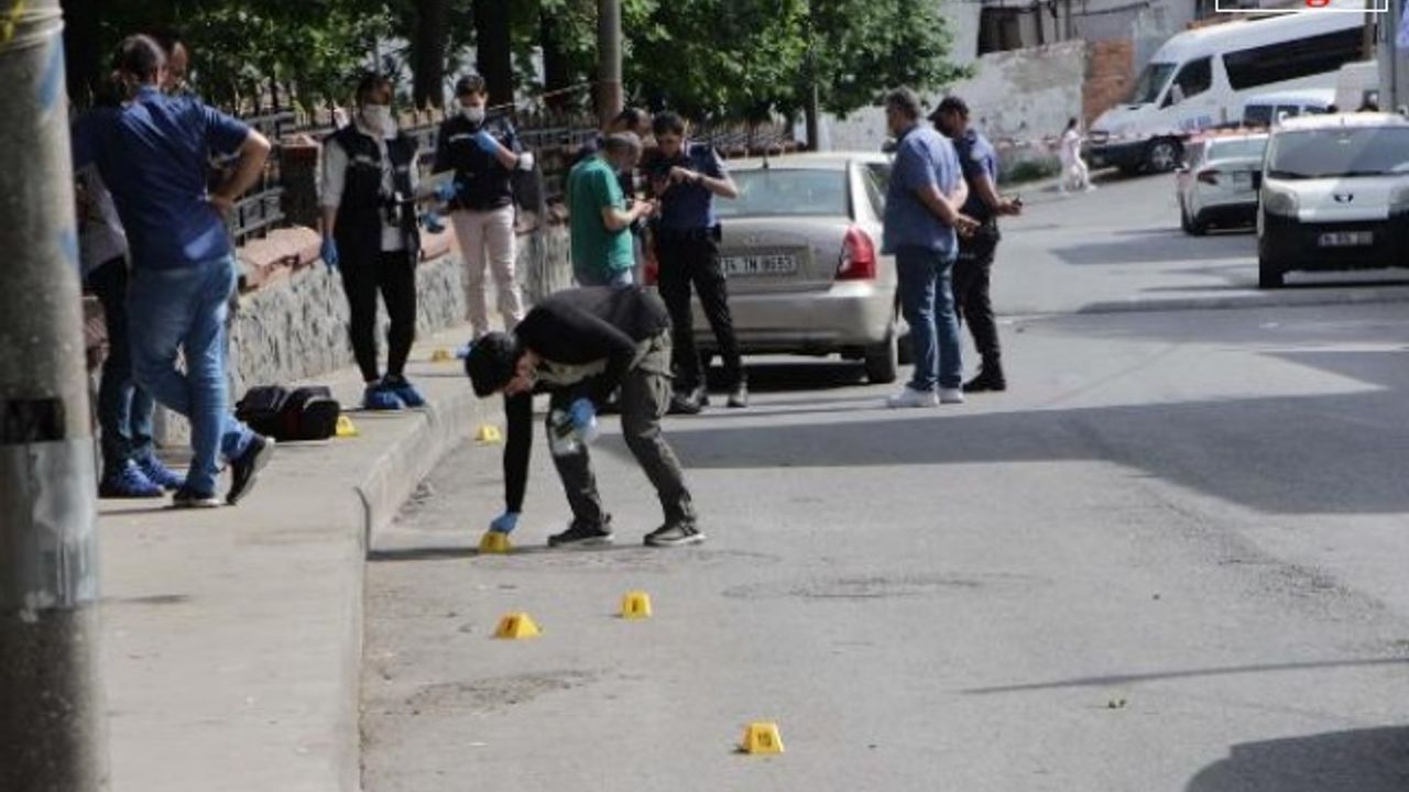 Beyoğlu'nda iki aile arasında silahlı kavga