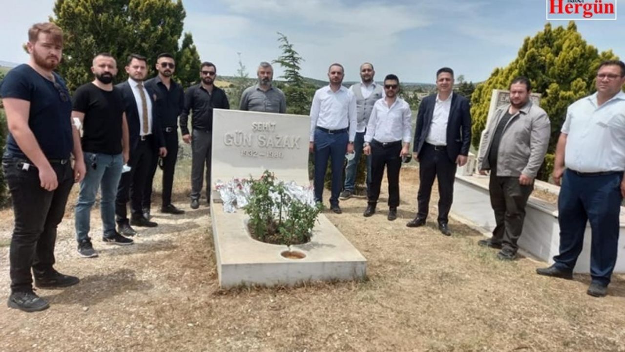 Şehit Gün Sazak kabri başında anıldı