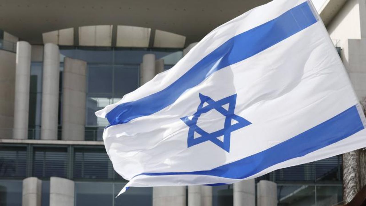 İsrail’in Büyükelçiliği yakınında patlama!