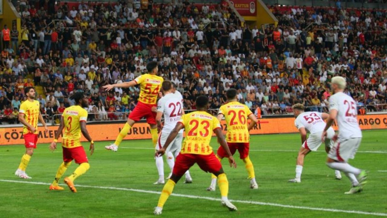 Galatasaray yenilmezlik serisini korudu!