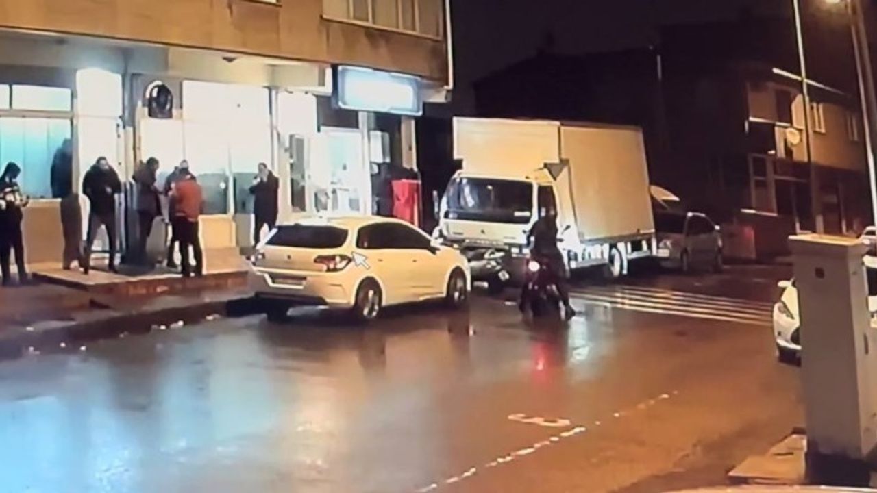 İstanbul'da Kuaförde Silahlı Saldırı