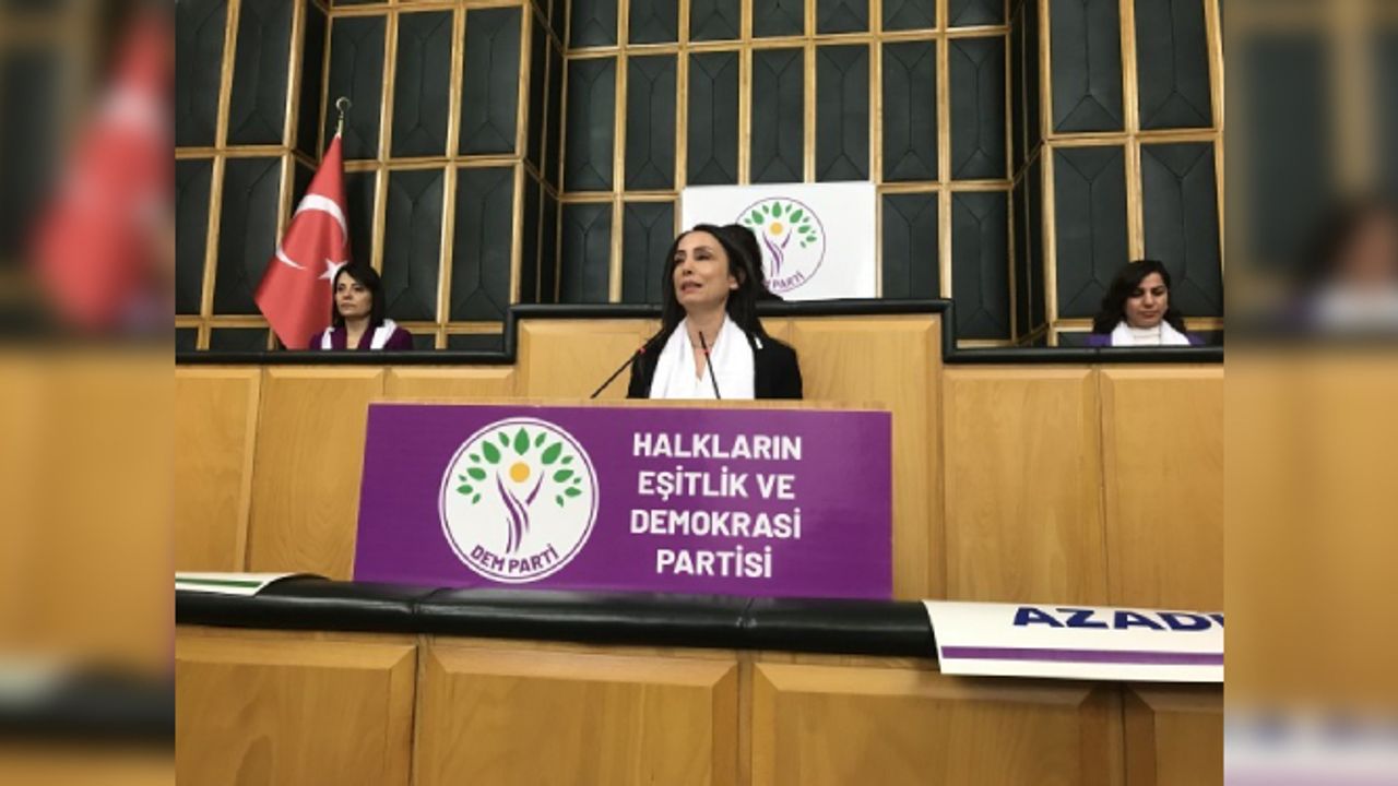 Pes artık: DEM Parti “bebek katili Öcalan için” yürüyeceklerini açıkladı