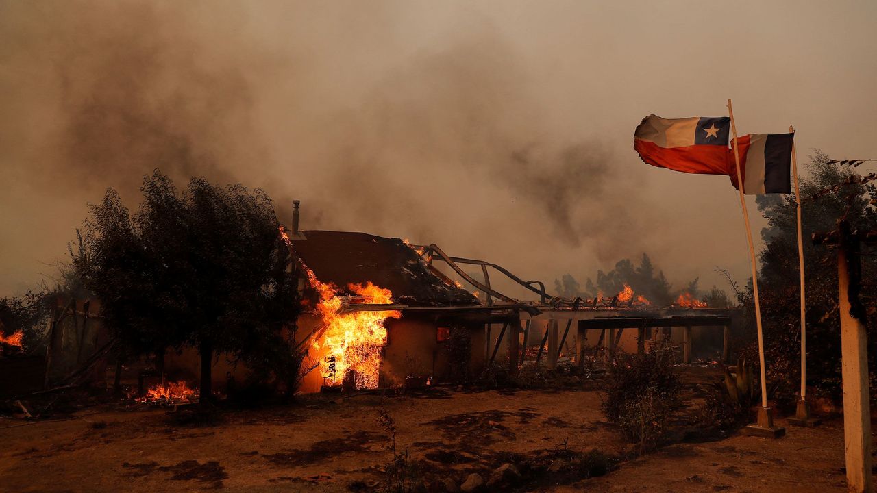 Şili'de orman yangınları can almaya devam ediyor