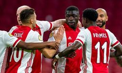Ajax'ta 11 Futbolcu Pozitif