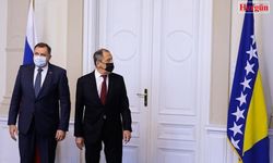 Lavrov'un Bosna Hersek ziyaretine 'bayrak krizi' damga vurdu