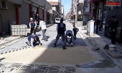 Akdeniz’de yol ve kaldırım çalışmaları kesintisiz sürüyor