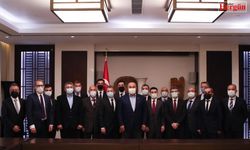 Çavuşoğlu, Tacikistan’da Türk işadamları ile bir araya geldi