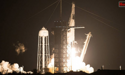 NASA SpaceX roketini fırlattı