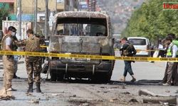 Afganistan'da cuma namazında camiye saldırı