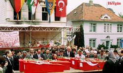 Almanya'da 5 Türk'ün katledildiği Solingen faciasının 28'inci yılı