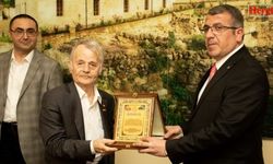 Azerbaycan'dan Kırımoğlu'na ödül