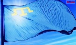 Kırım'a gönderilecek Kırım Tatar bayrağına ilk mesajı Kırımoğlu yazdı