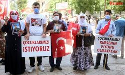 Evladı Teslim Olan Anne Nöbeti Bırakmıyor