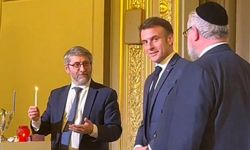 Macron'a laiklik eleştirisi