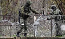 Ukrayna, Rusya'nın doğusundaki demiryolunu havaya uçurduğunu açıkladı