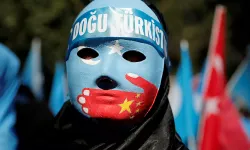 Çin'in Uygurlara zulmü depremde de devam ediyor