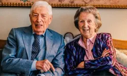 Hollanda'nın eski Başbakanı ve eşi bilinçli olarak yaşamlarına son verdi
