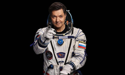 Rus kozmonot rekor kırdı