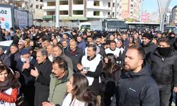 Yasağa rağmen 'Terörist elebaşı Öcalan'a özgürlük'' yürüyüşü