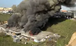 Tuzla'da dev fabrika alev alev yanıyor!