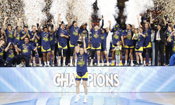 Fenerbahçe Kadın Basketbol Takımı EuroLeague şampiyonu oldu!