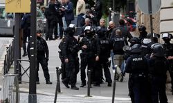 Paris'teki İran Büyükelçiliği'nde bombalı saldırı paniği