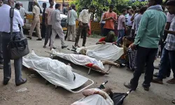 Hindistan'da dini etkinlik vahşete dönüştü: 107 ölü