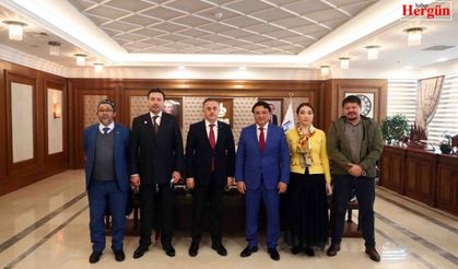 Kazakistanlı siyasetçi ve iş adamları Bağcılar Belediyesi’ni ziyaret etti