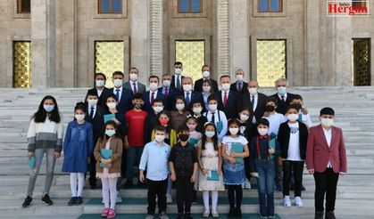 TBMM Başkanı Şentop çocukları kabul etti