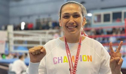 Milli boksör Elif Güneri dünya üçüncüsü!