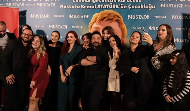 “Mustafa” filminin İstanbul galasına yoğun ilgi