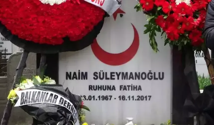 Naim Süleymanoğlu, kabri başında anıldı