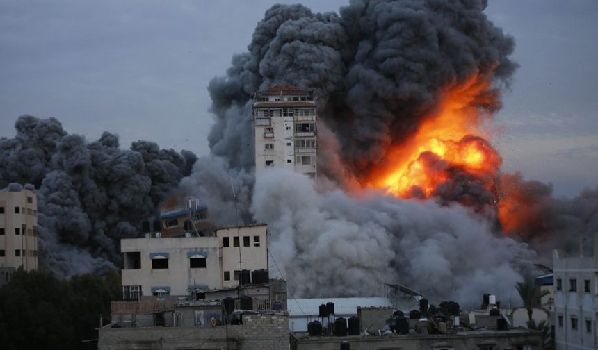 Hamas ve İsrail Ateşkes İlan Etti
