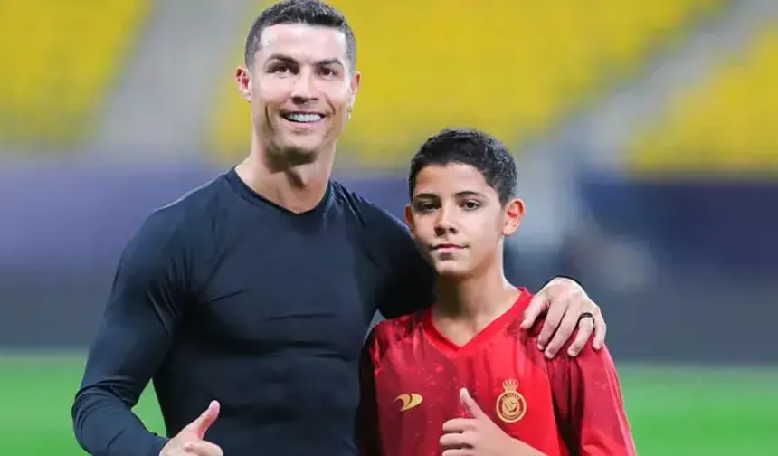 Ronaldo ve oğlu aynı yerden frikik kullandı ortaya bu güzel görüntüler çıktı