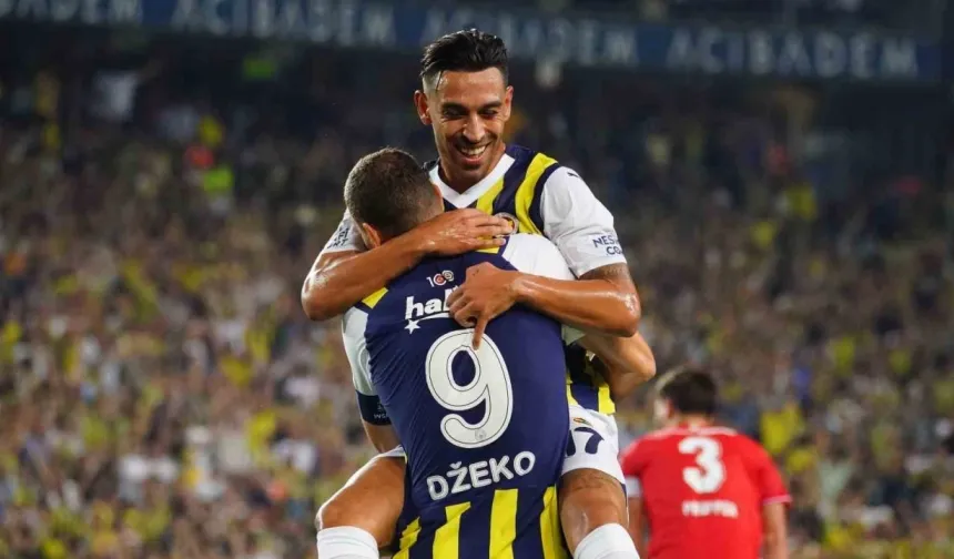 Fenerbahçe o isimle sözleşme uzatmaya hazırlanıyor