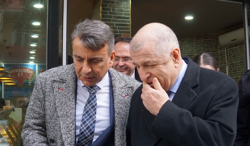 Azmi Karamahmutoğlu: “Özdağ'ın tutukluluk halinin hukukla kanunlarla bir ilgisi yoktur"