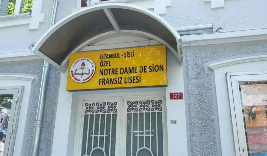 Fransız okullarına Türk öğrenci alınmayacak