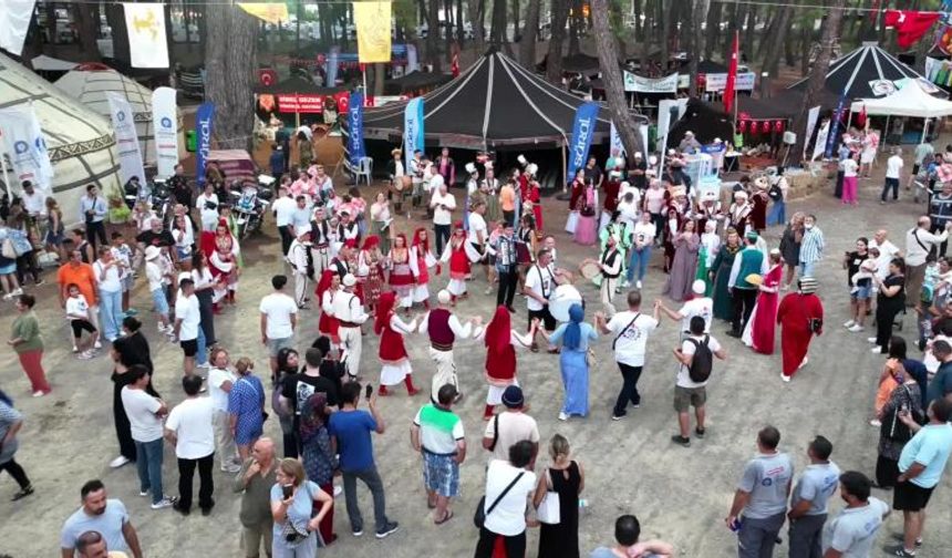 Uluslararası Antalya Yörük Türkmen Festivali açılış töreniyle başladı