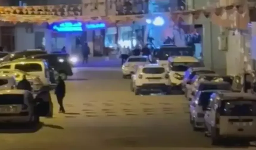 İzmir'de polislere silahlı saldırı!