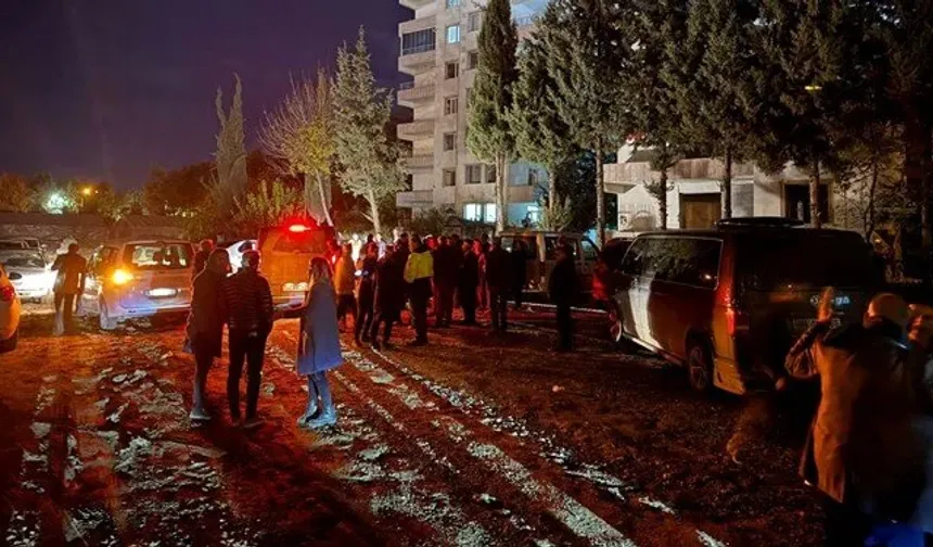 Malatya'da deprem, halk sokaklara döküldü!