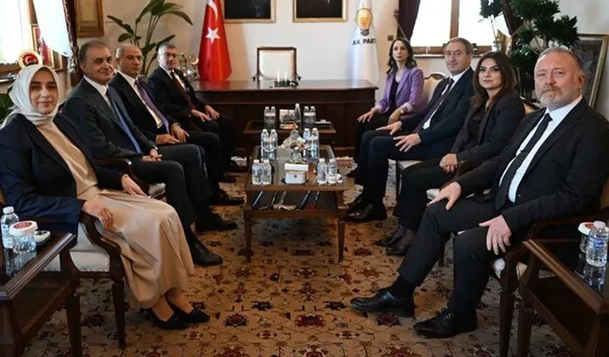 DEM Parti heyeti ile AK Parti grubu görüşmesi sona erdi