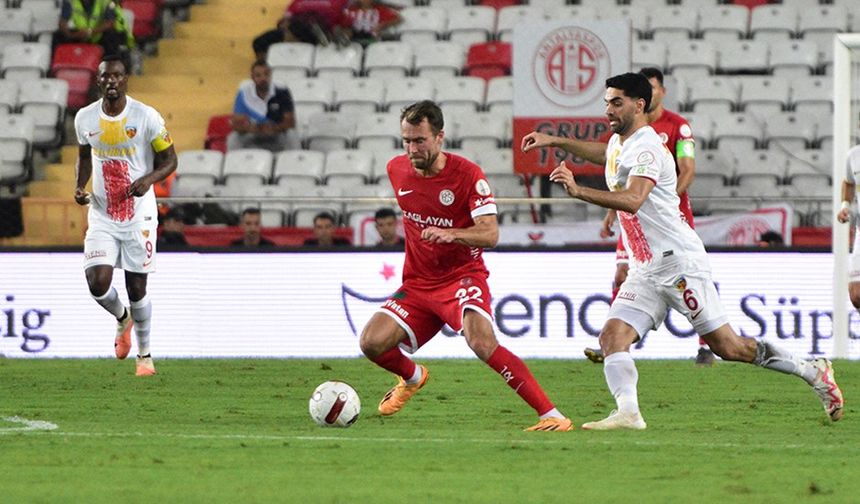Kayserispor evinde Antalyaspor’u 3-1 mağlup etti