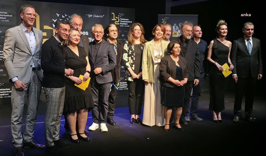 Frankfurt Türk tiyatro festivali kültürlerarası köprü kuruyor
